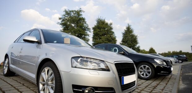 Mit der rasanten Zunahme innovativer Technologien hat sich der Automobilhandel in den letzten Jahren drastisch gewandelt. Vor allem digitale Lösungen beeinflussen, wie Käufer und Verkäufer miteinander interagieren. Parallel steigen die [&hellip;]